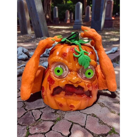 Spearhead 1994 Boglins Shakin Pumpkin Vintage Action Figure Works Rare - Picture 1 of 8